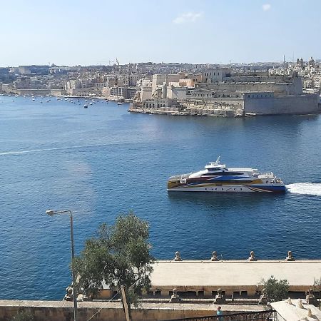 Nr65 Valletta Portview Apartment ภายนอก รูปภาพ